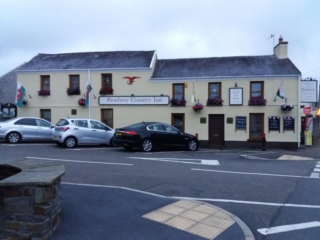 The Pembrey Country Inn Exteriér fotografie
