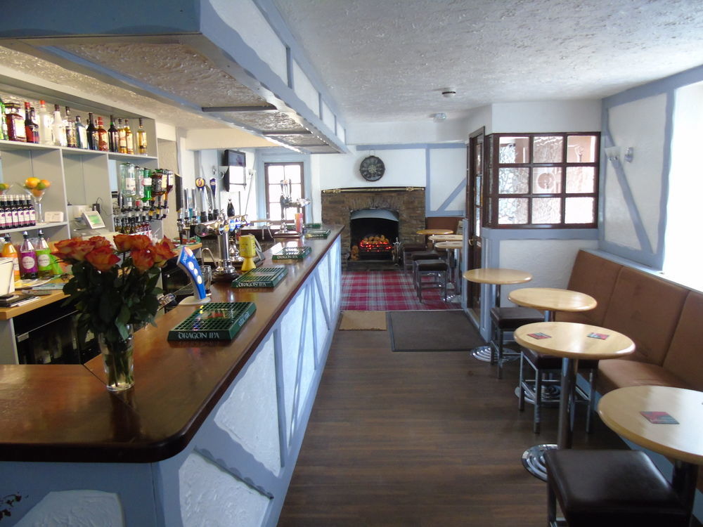 The Pembrey Country Inn Exteriér fotografie